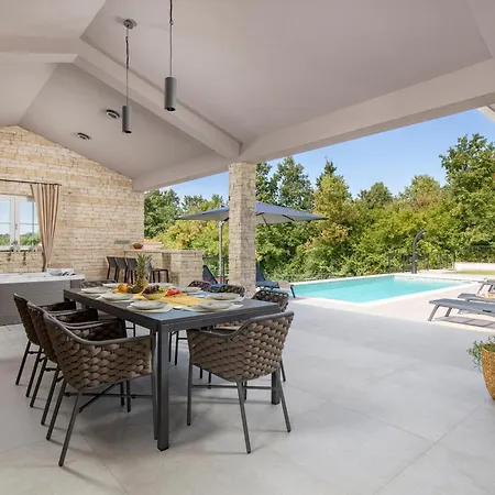 Hygge -5 Bedroom *