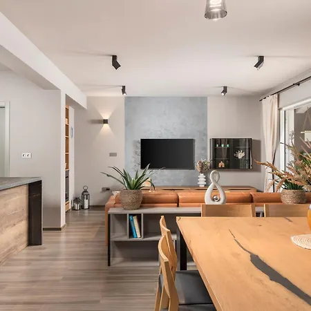 Hygge -5 Bedroom