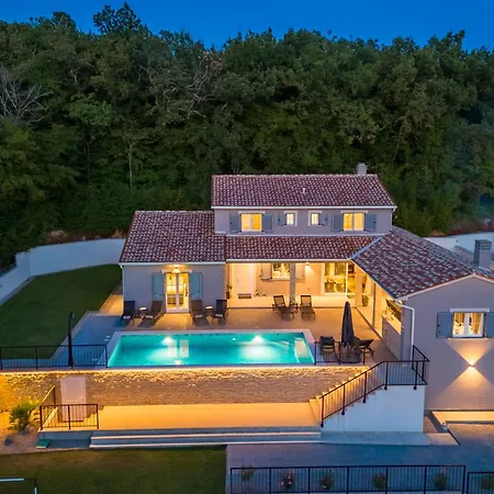 Hygge -5 Bedroom Labin (Istria)