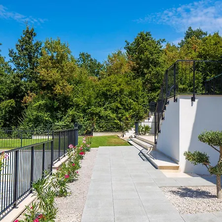 Hygge -5 Bedroom * Labin (Istria)