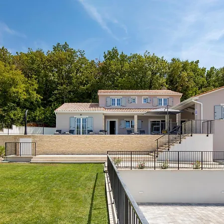 Hygge -5 Bedroom Villa